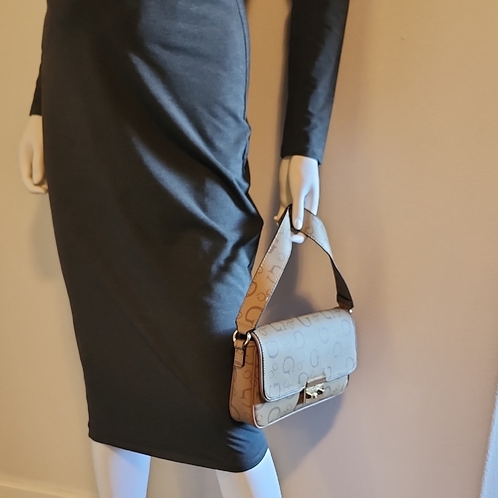 Vintage GUESS Y2K Monogram Baguette Shoulder Bag Brown Logo Purse Gold Hardware - Picture 13 of 14